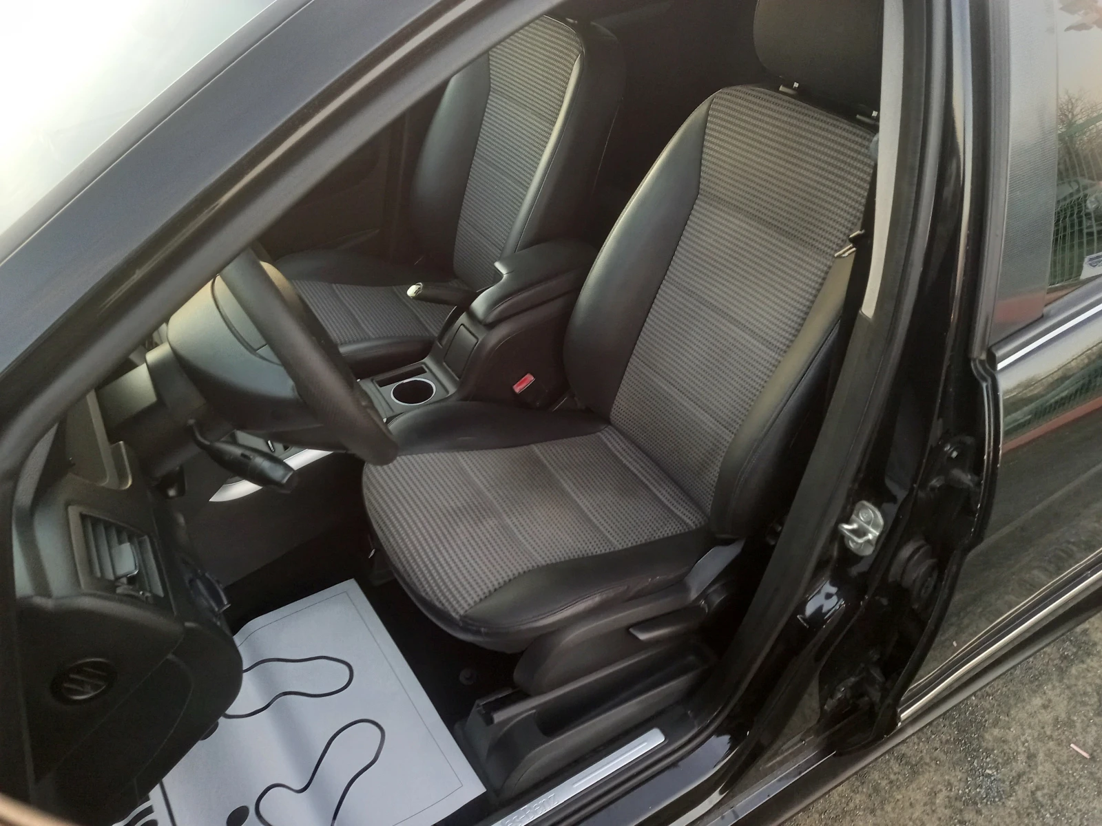 Mercedes-Benz B 200 2.0 TURBO   193KC   6 -СКОРОСТИ - изображение 10