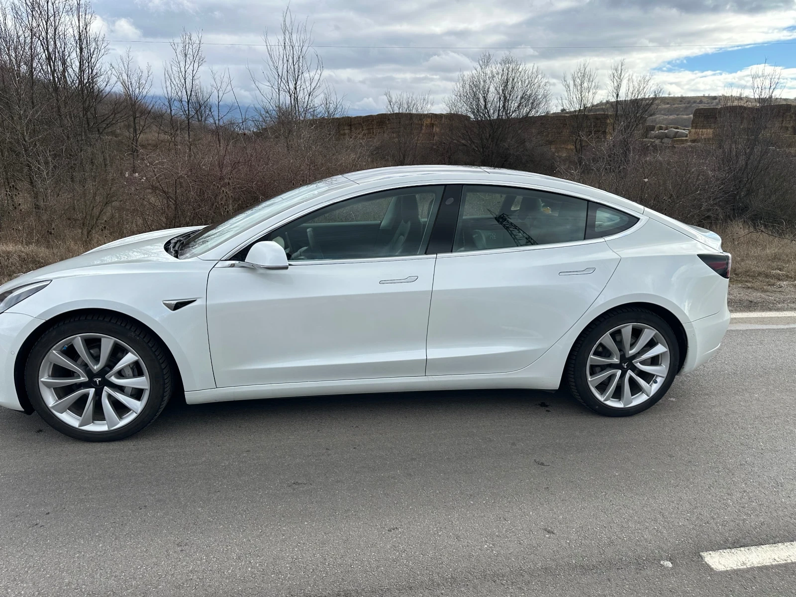 Tesla Model 3 Long Range 4х4 Dual Motor ГАРАНЦИЯ Европа, снимка 5 - Автомобили и джипове - 53998377