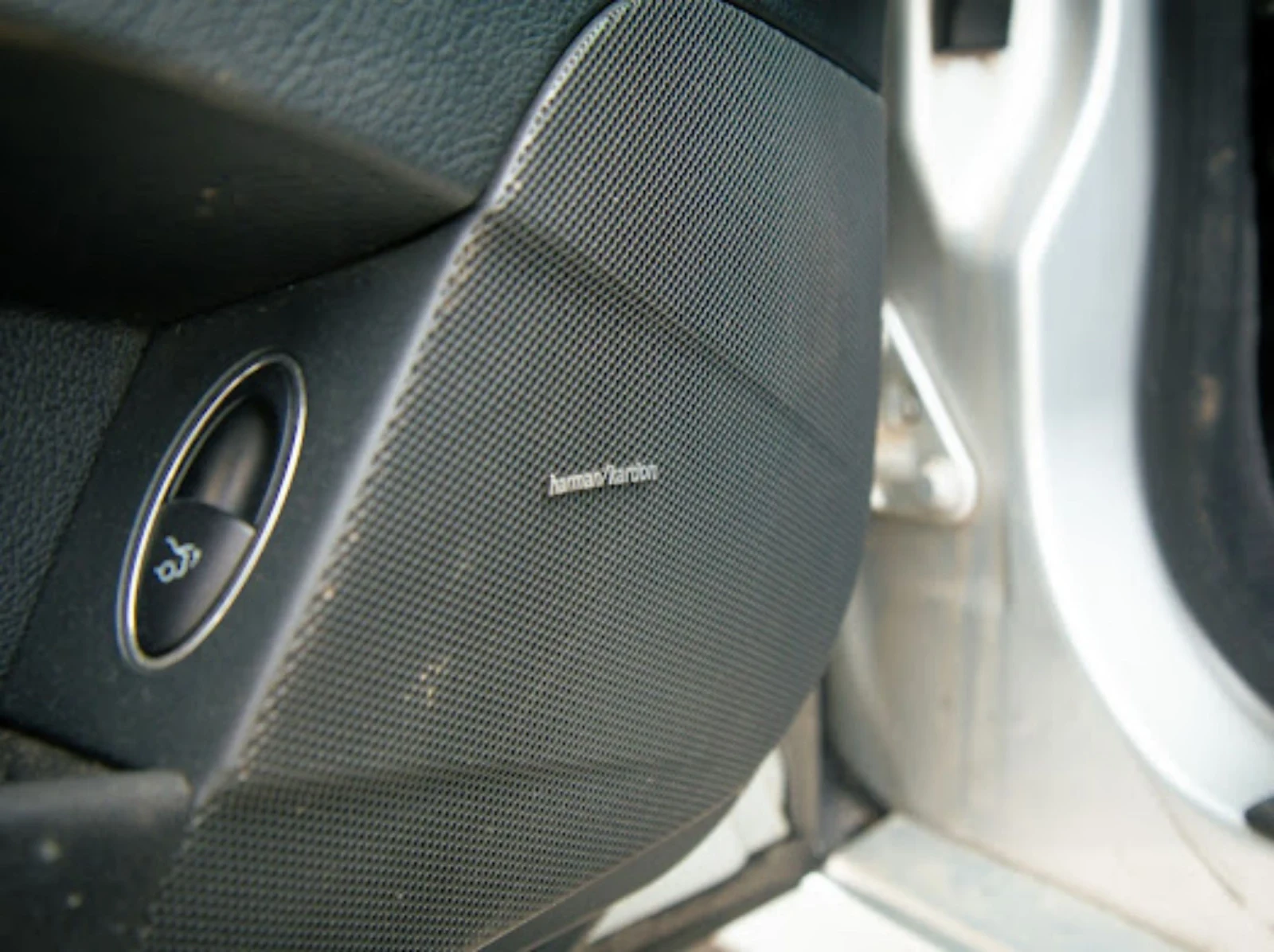 Mercedes-Benz E 500, снимка 13 - Автомобили и джипове - 54232137