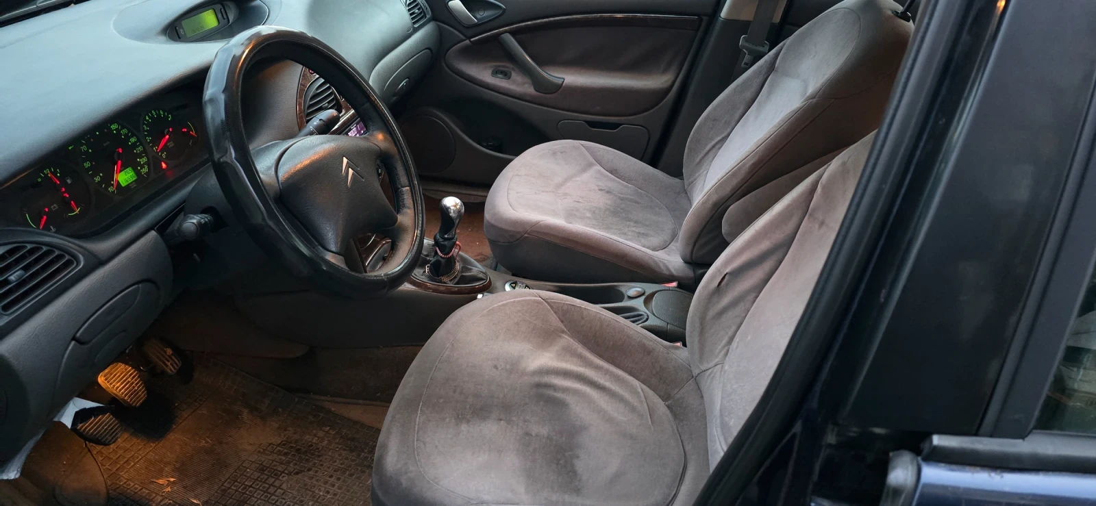 Citroen C5 2.0 HDI, снимка 8 - Автомобили и джипове - 54344902