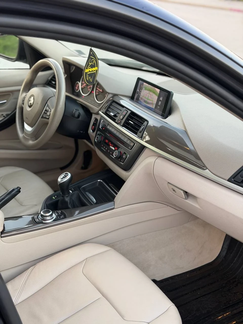 BMW 335 F30 335i xDrive, снимка 11 - Автомобили и джипове - 54528206
