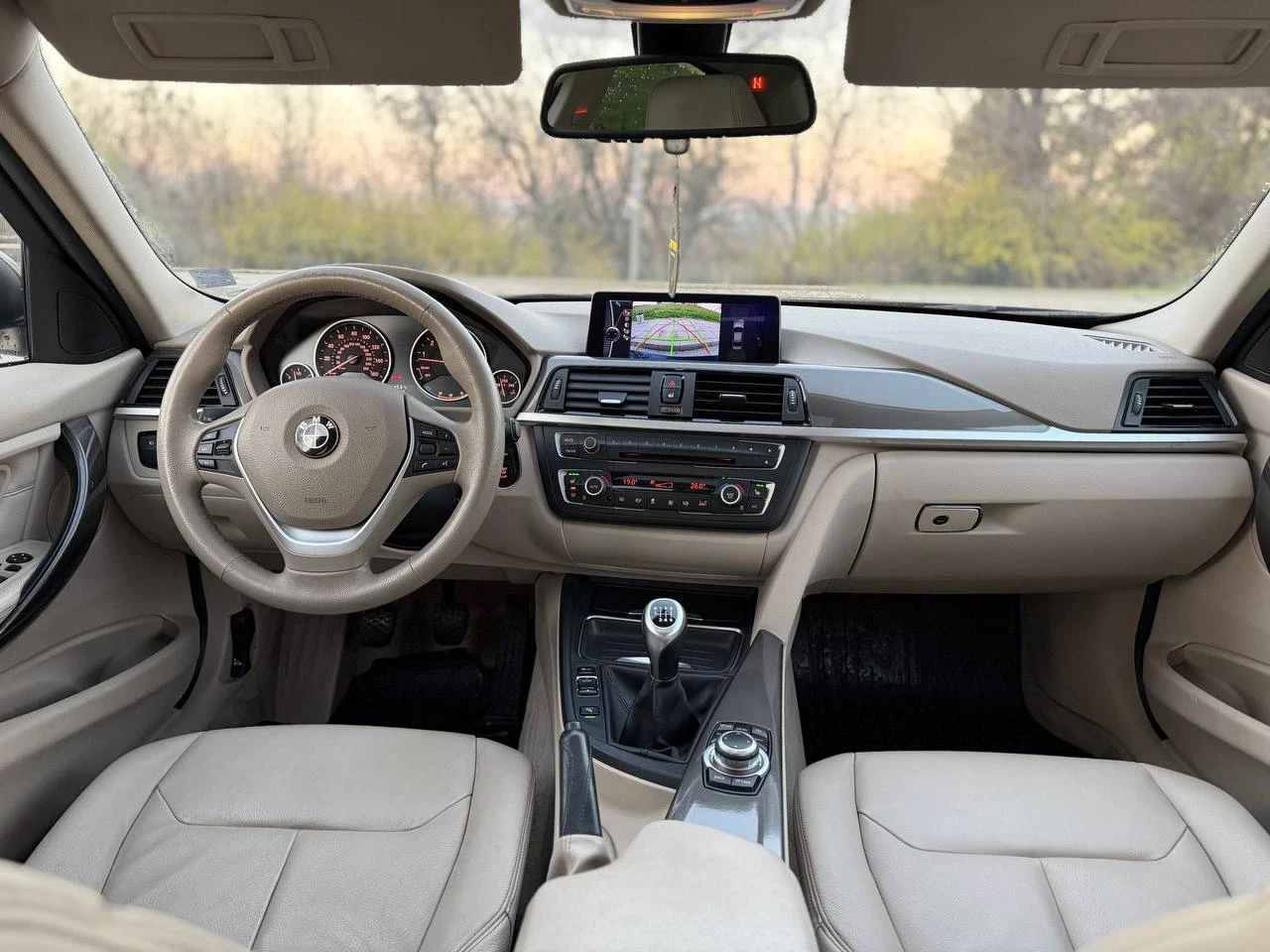 BMW 335 F30 335i xDrive, снимка 15 - Автомобили и джипове - 54528206