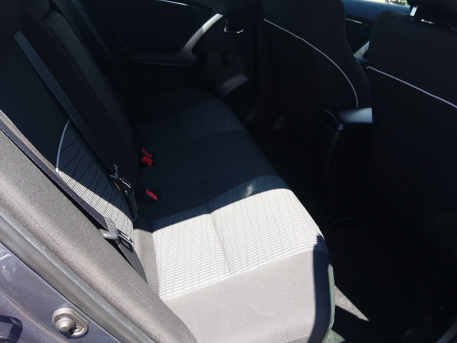 Toyota Avensis 1.6-VALVEMATIC-132HP.-EURO5B-FACELIFT | Mobile.bg � ����������� 10