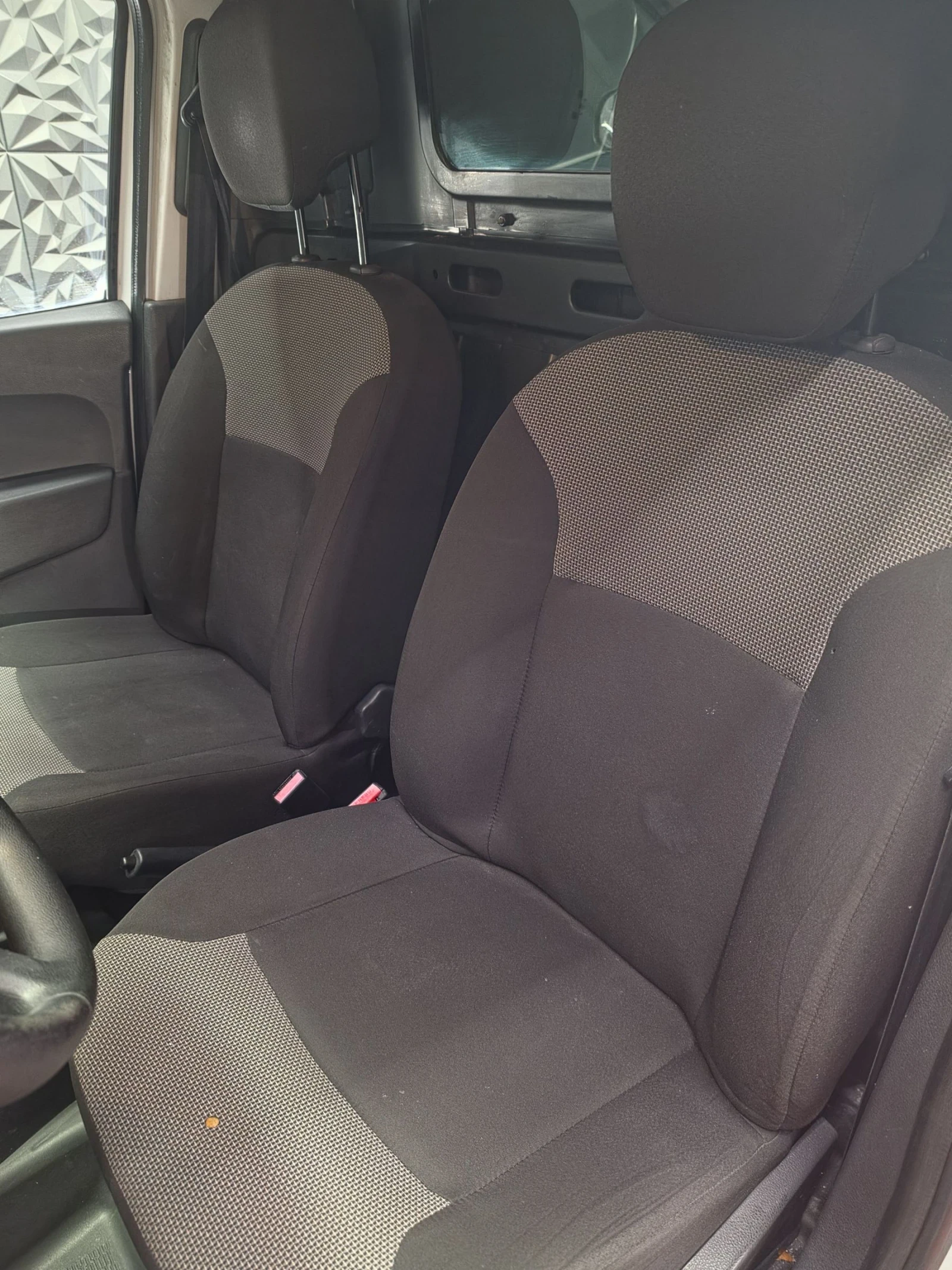 Dacia Dokker 53 000КМ* 1.5DCI* ЕЛ* КЛИМА* ЧИСТО НОВА, снимка 9 - Автомобили и джипове - 55035954