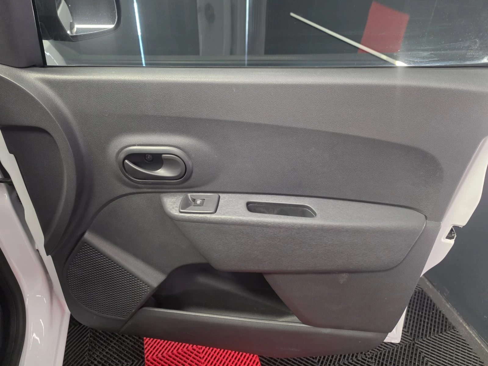 Dacia Dokker 53 000КМ* 1.5DCI* ЕЛ* КЛИМА* ЧИСТО НОВА, снимка 7 - Автомобили и джипове - 55035954