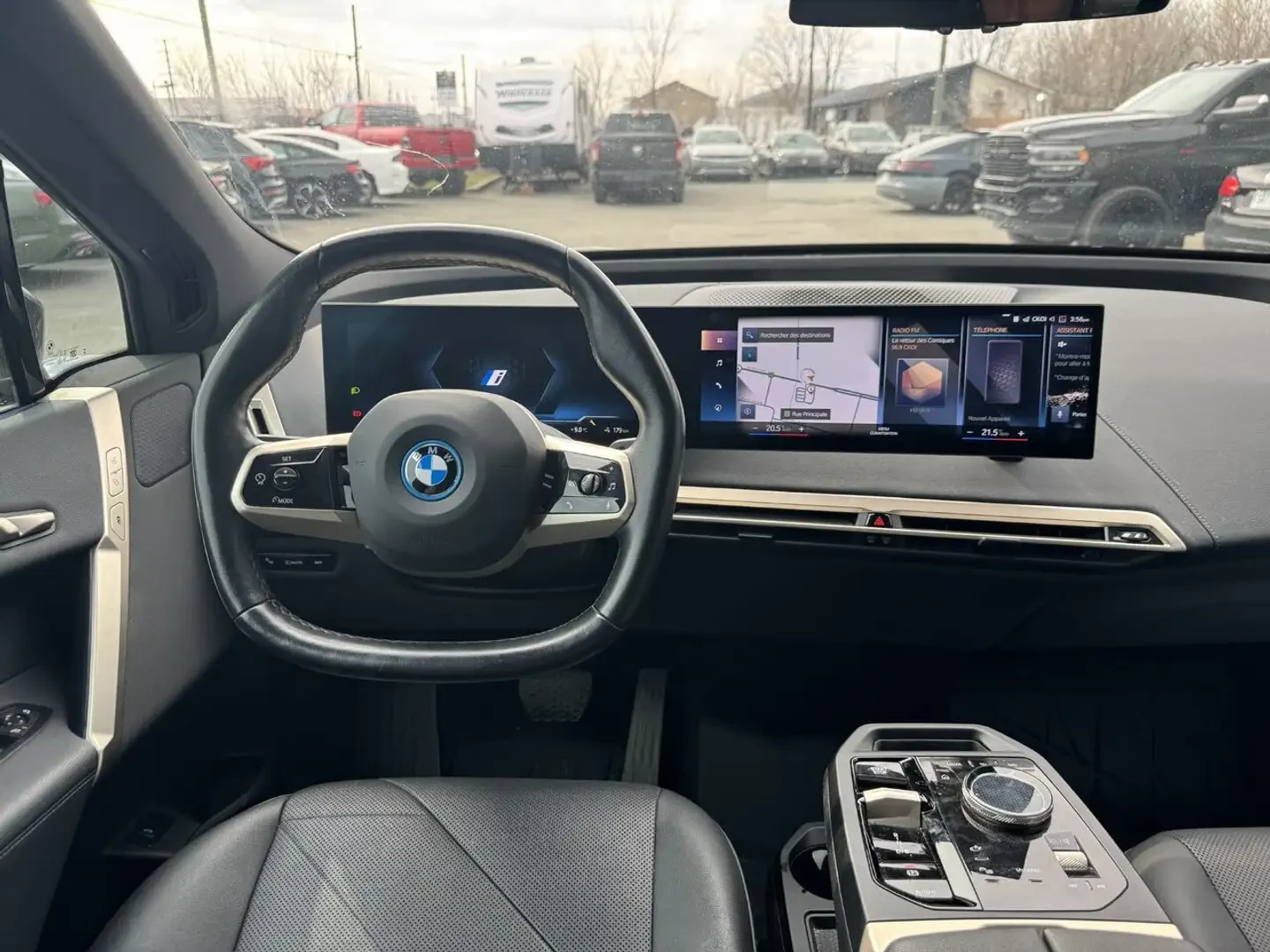 BMW iX XDRIVE !CARFAX! FULL/PANORAMA/360CAM, снимка 9 - Автомобили и джипове - 55237756