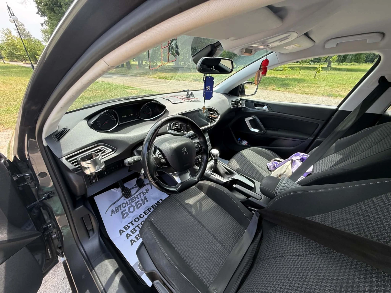 Peugeot 308 1, 5 HDi, снимка 8 - Автомобили и джипове - 55431704