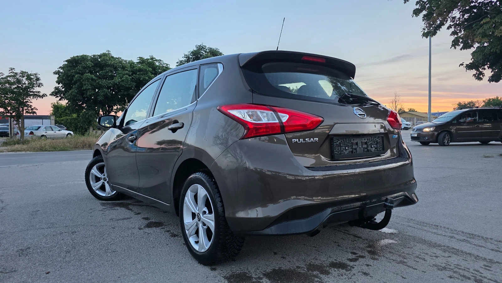 Nissan Pulsar КАТО НОВА, снимка 4 - Автомобили и джипове - 55678007
