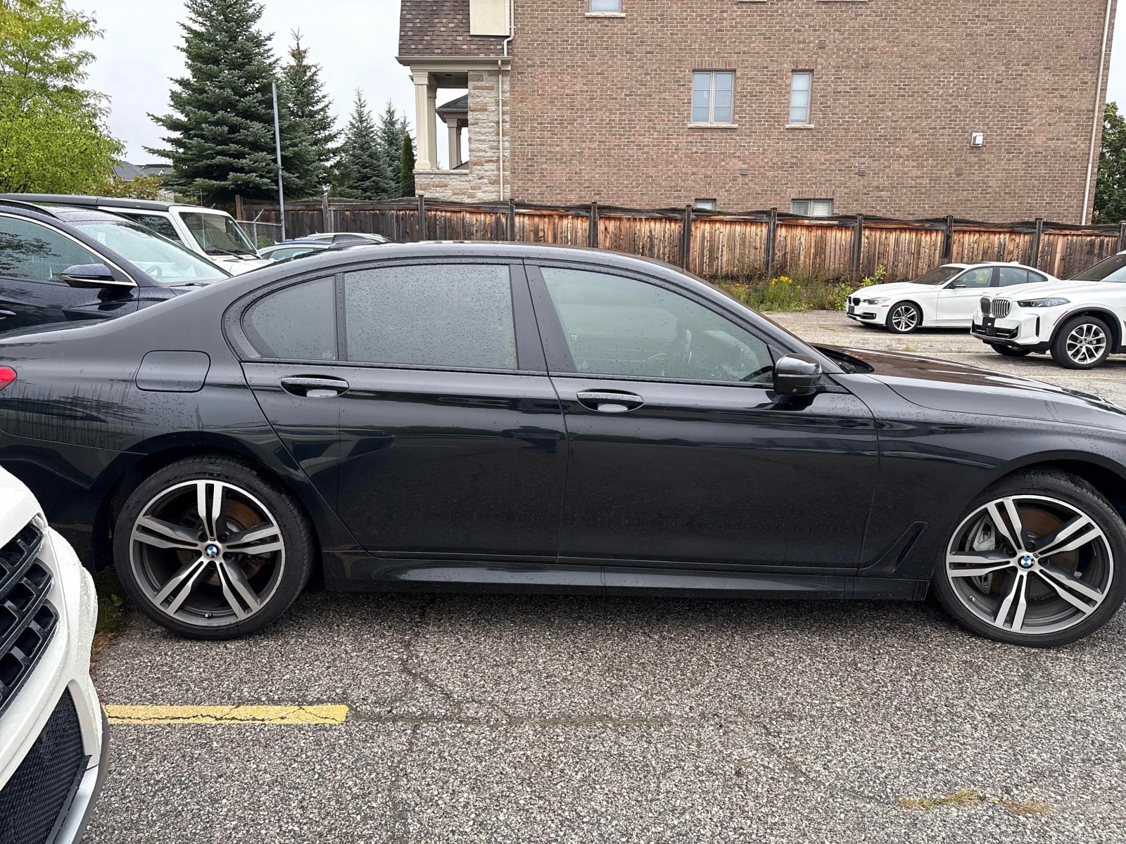 BMW 750 * 750i xDrive * АВТОКРЕДИТ БЕЗ ПЪРВОНАЧАЛНА ВНОСКА, снимка 14 - Автомобили и джипове - 56064934