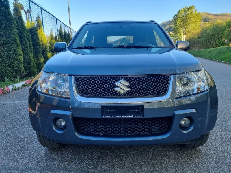 Suzuki Grand vitara 1.6Бензин, снимка 4 - Автомобили и джипове - 47426342