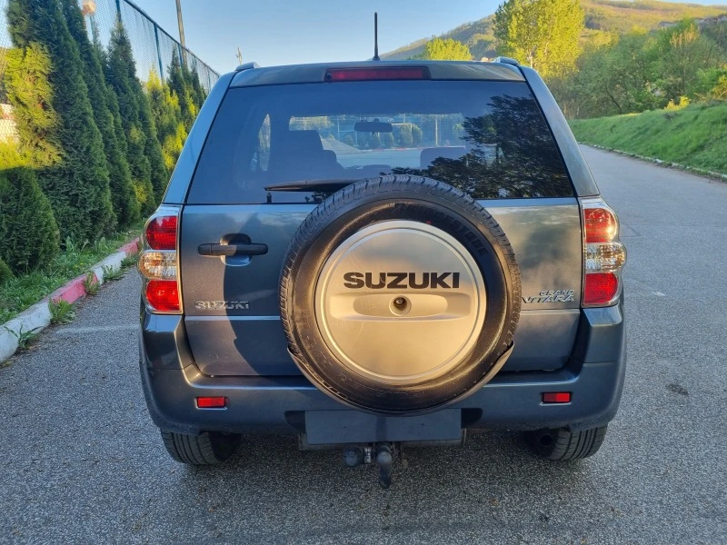 Suzuki Grand vitara 1.6Бензин, снимка 9 - Автомобили и джипове - 47426342