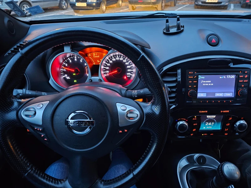 Nissan Juke Turbo, снимка 14 - Автомобили и джипове - 47915436