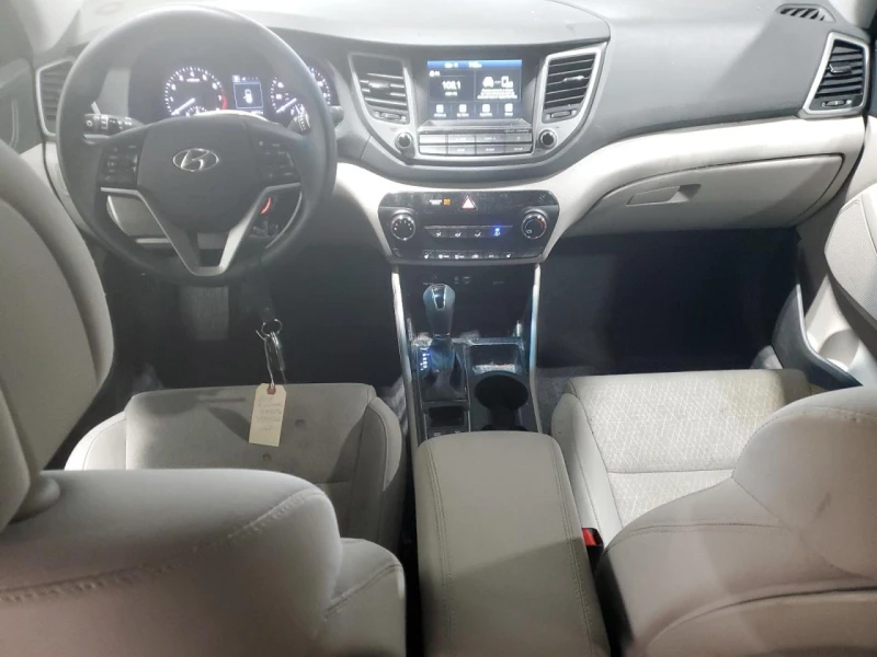 Hyundai Tucson SEL* 4x4, снимка 8 - Автомобили и джипове - 49528877