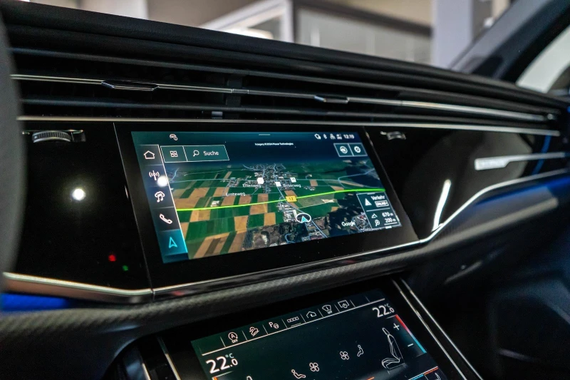 Audi SQ7 FACELIFT/ABT 650HP/CARBON/B&O/PANO/MATRIX/HEAD UP/, снимка 11 - Автомобили и джипове - 51062723