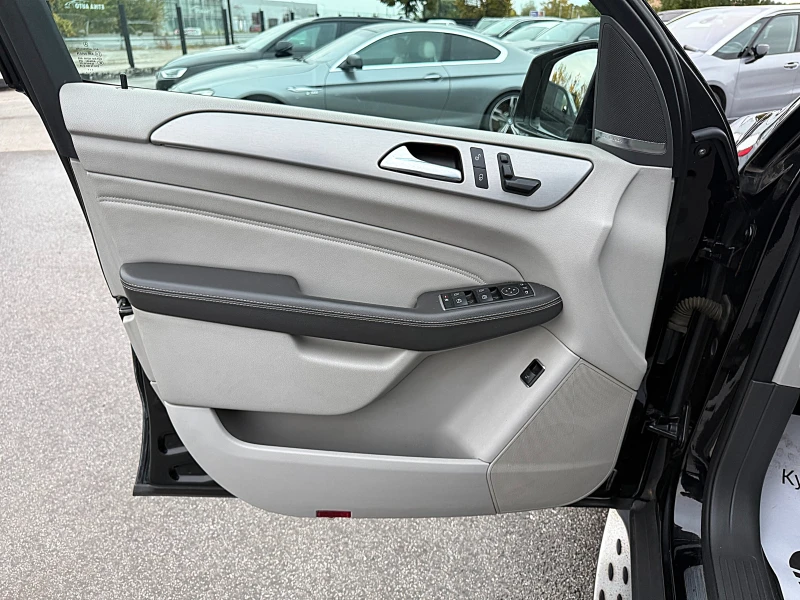 Mercedes-Benz ML 350 AMG SPORT OPTIK-LED-NAVI-KAMERA-ПОДГРЯВАНЕ-ГЕРМАНИ, снимка 7 - Автомобили и джипове - 52058261