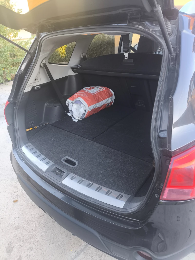 Nissan Qashqai, снимка 11 - Автомобили и джипове - 52371725