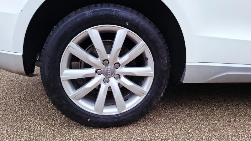 Audi Q5, снимка 8 - Автомобили и джипове - 52425023