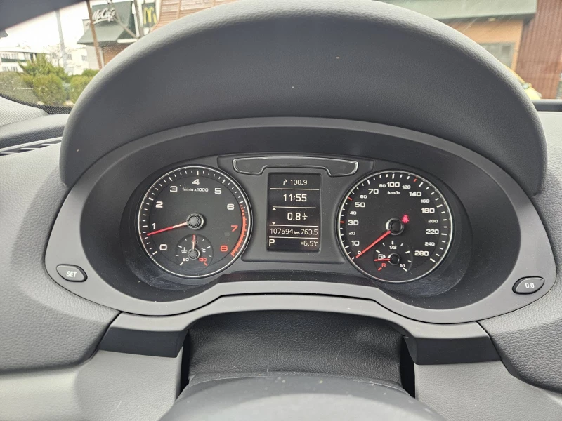 Audi Q3, снимка 11 - Автомобили и джипове - 53165031