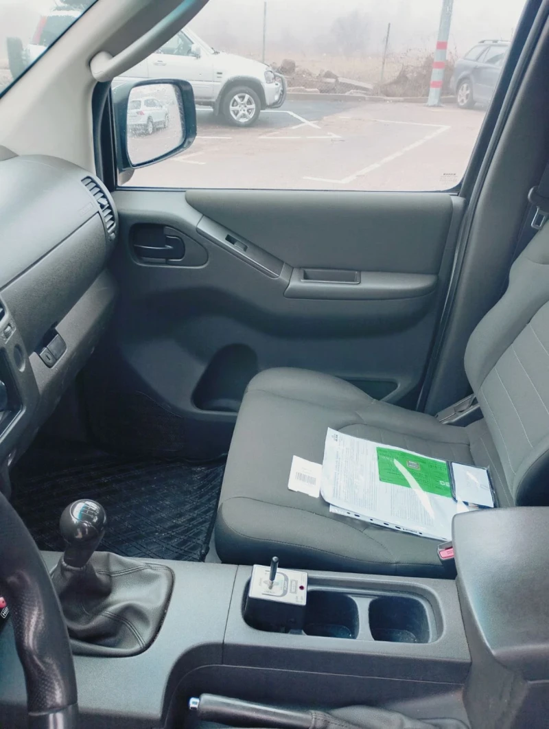 Nissan Navara, снимка 4 - Автомобили и джипове - 53260524
