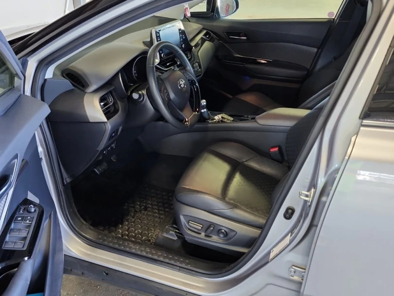 Toyota C-HR * LIMITED * 2 КЛЮЧА* ПОДГРЕВ* СЛЯПА ТОЧКА, снимка 5 - Автомобили и джипове - 53461032