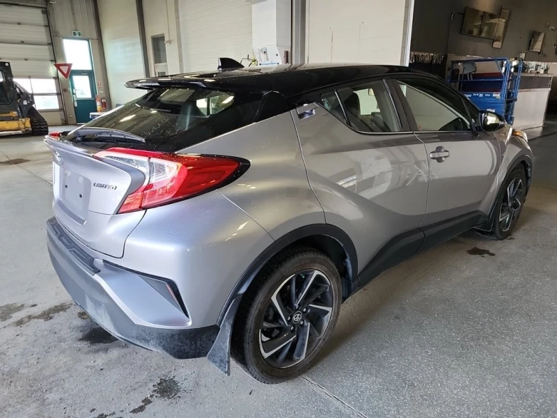 Toyota C-HR * LIMITED * 2 КЛЮЧА* ПОДГРЕВ* СЛЯПА ТОЧКА, снимка 3 - Автомобили и джипове - 53461032