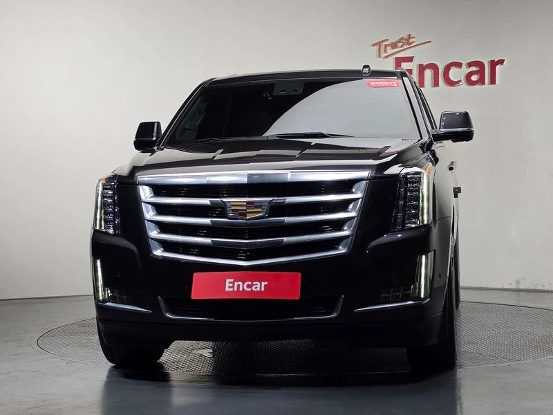 Cadillac Escalade 6.2| 420к.с., снимка 3 - Автомобили и джипове - 55990529