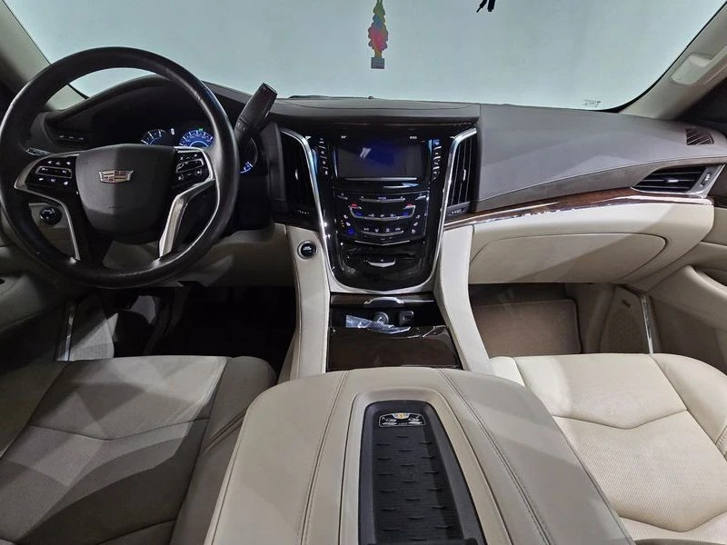 Cadillac Escalade 6.2| 420к.с., снимка 7 - Автомобили и джипове - 55990529