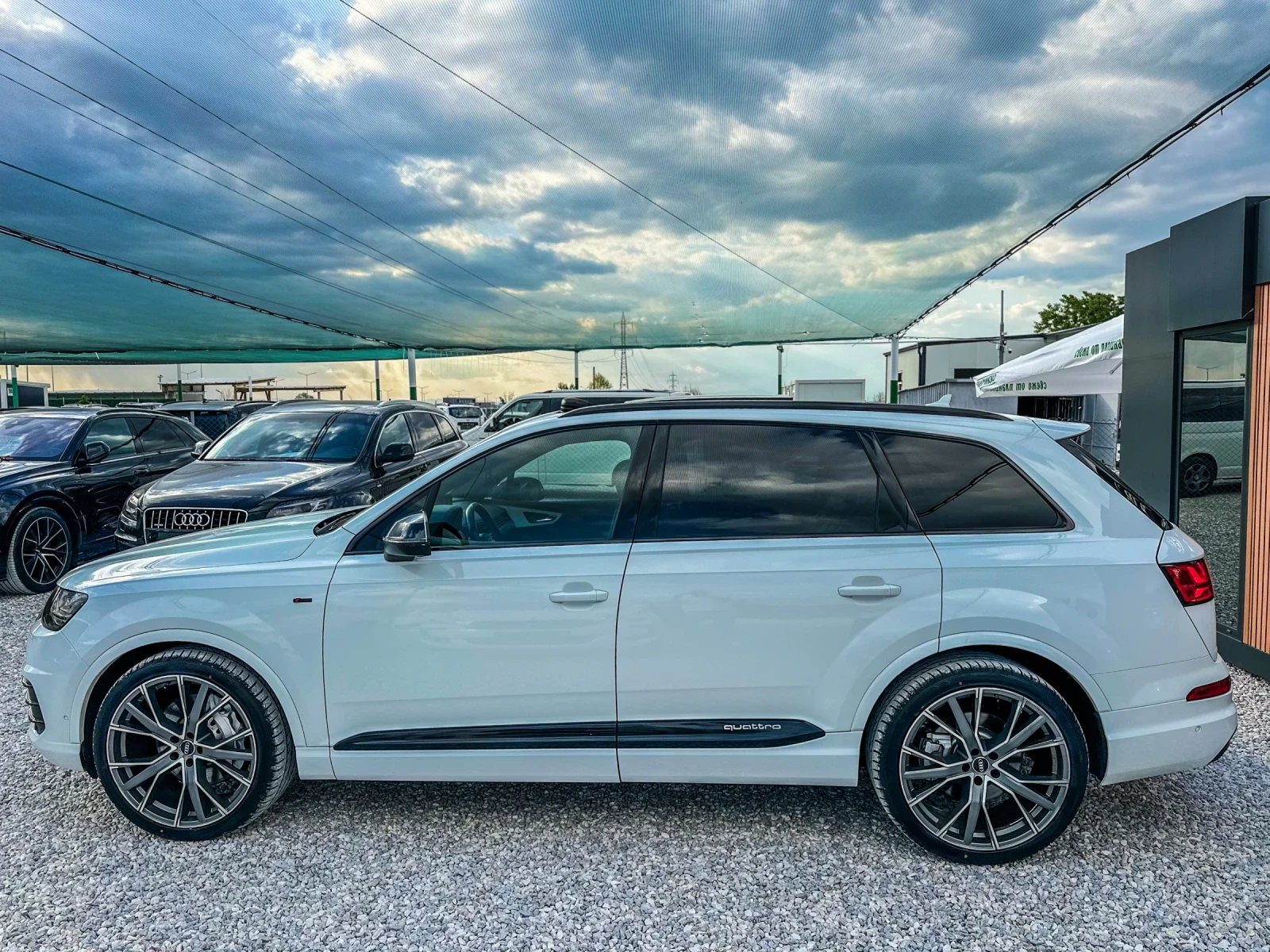 Audi Q7 3ХSLINE :: PANORAMA::7 МЕСТНА:: DIGITAL - изображение 5