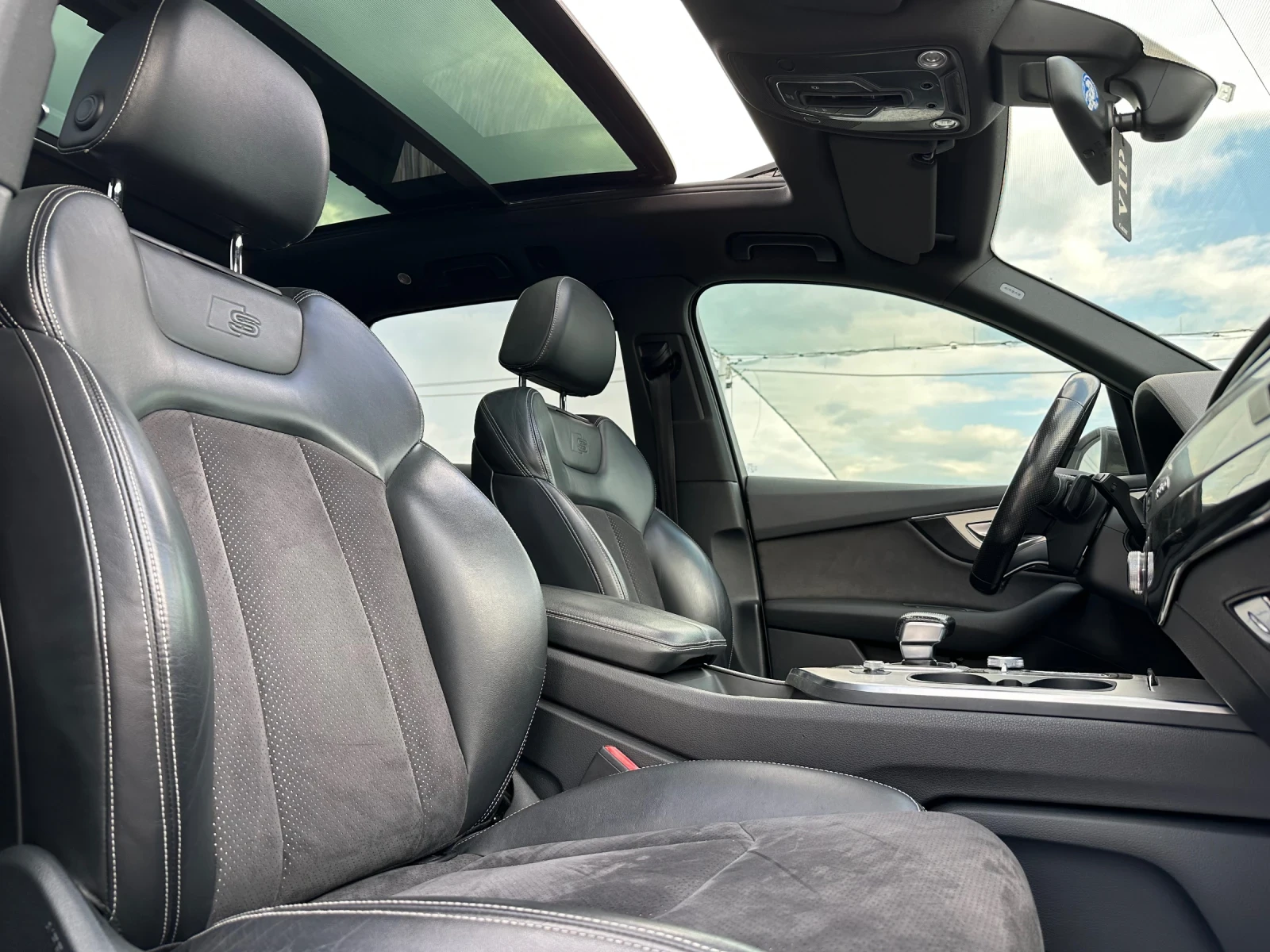 Audi Q7 3ХSLINE :: PANORAMA::7 МЕСТНА:: DIGITAL - изображение 9