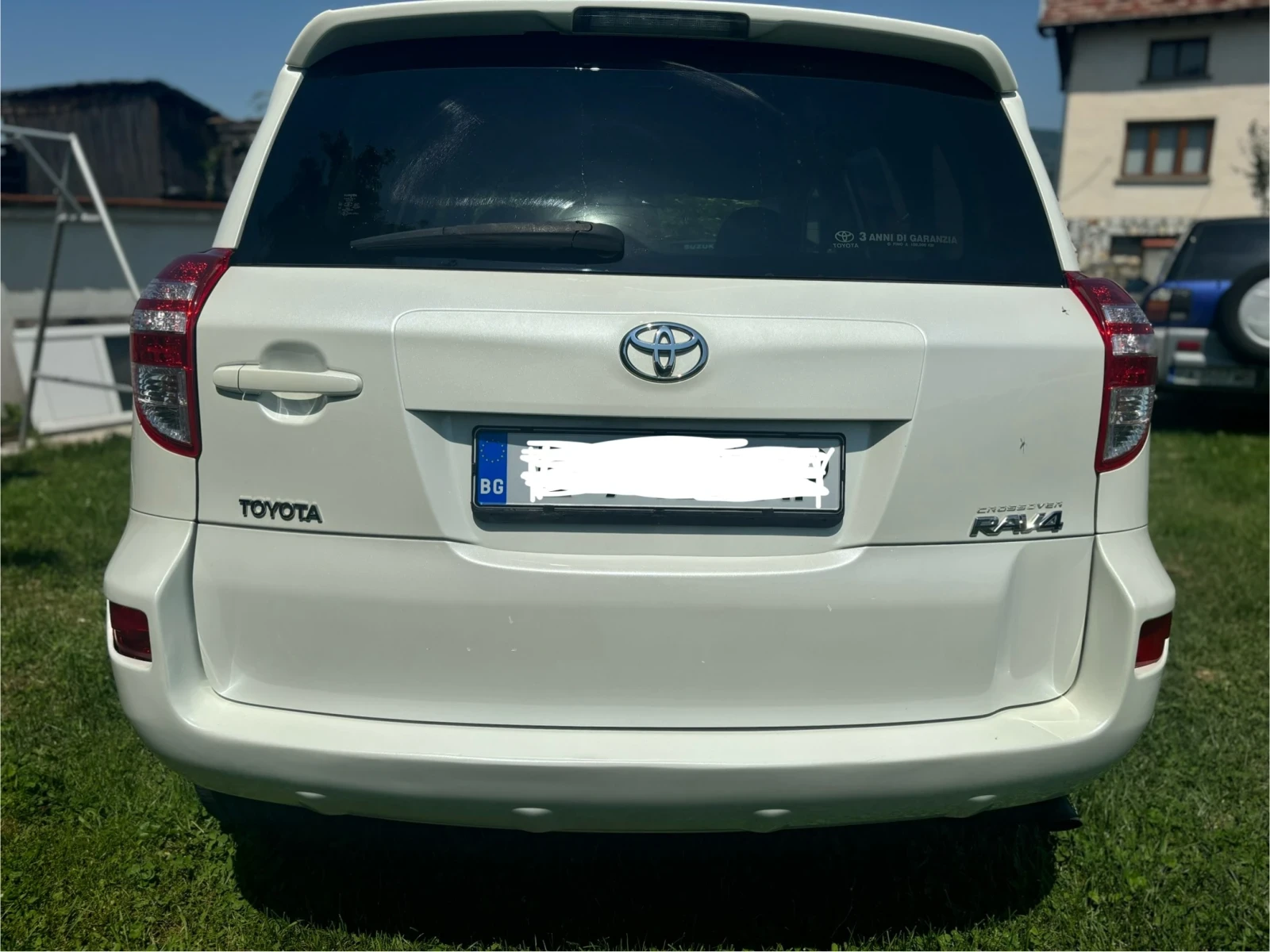 Toyota Rav4 2.2 D4D 150 к.с - изображение 8