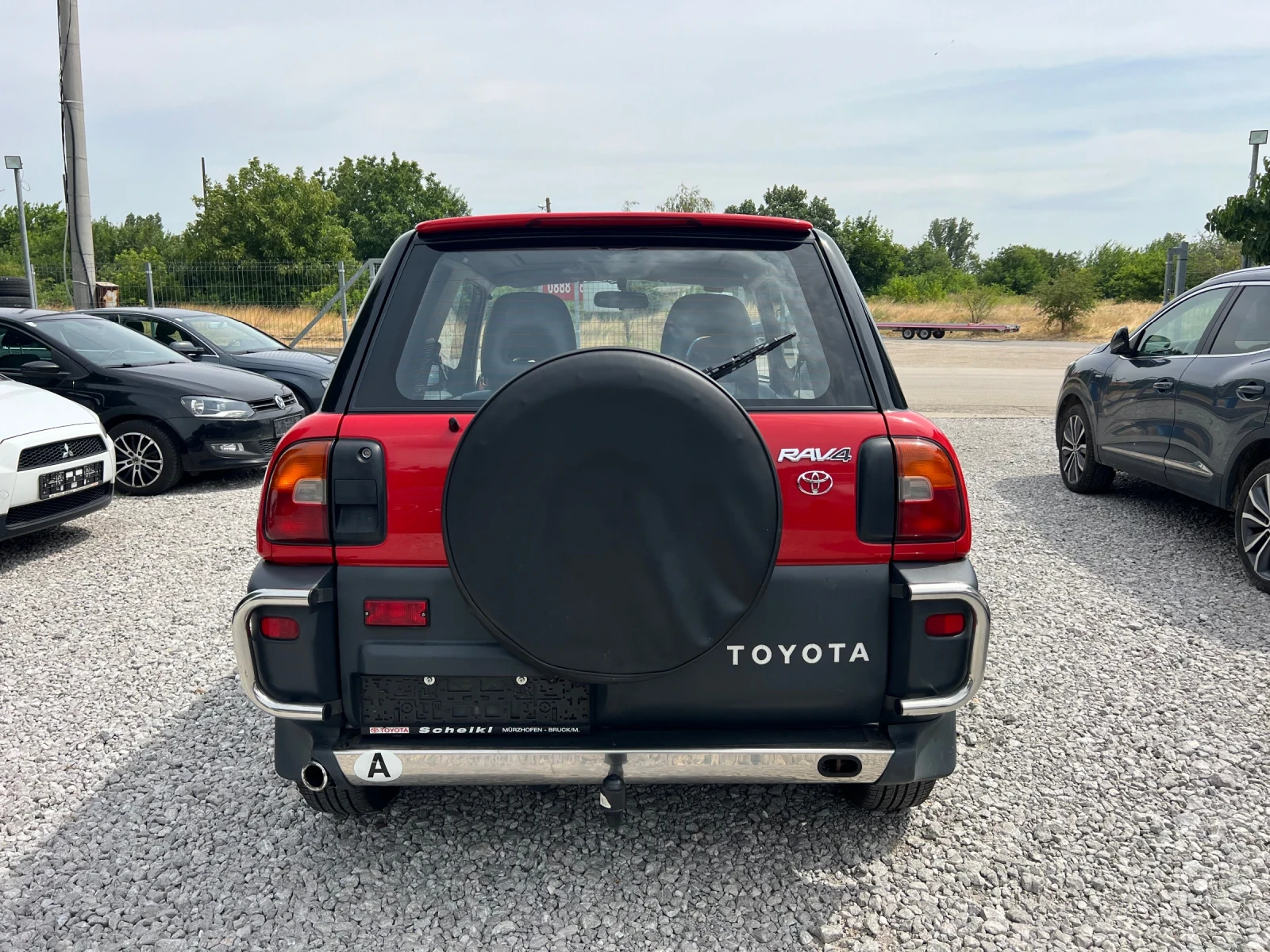 Toyota Rav4 2.0 129кс автомат работещ климатик като нова - изображение 6