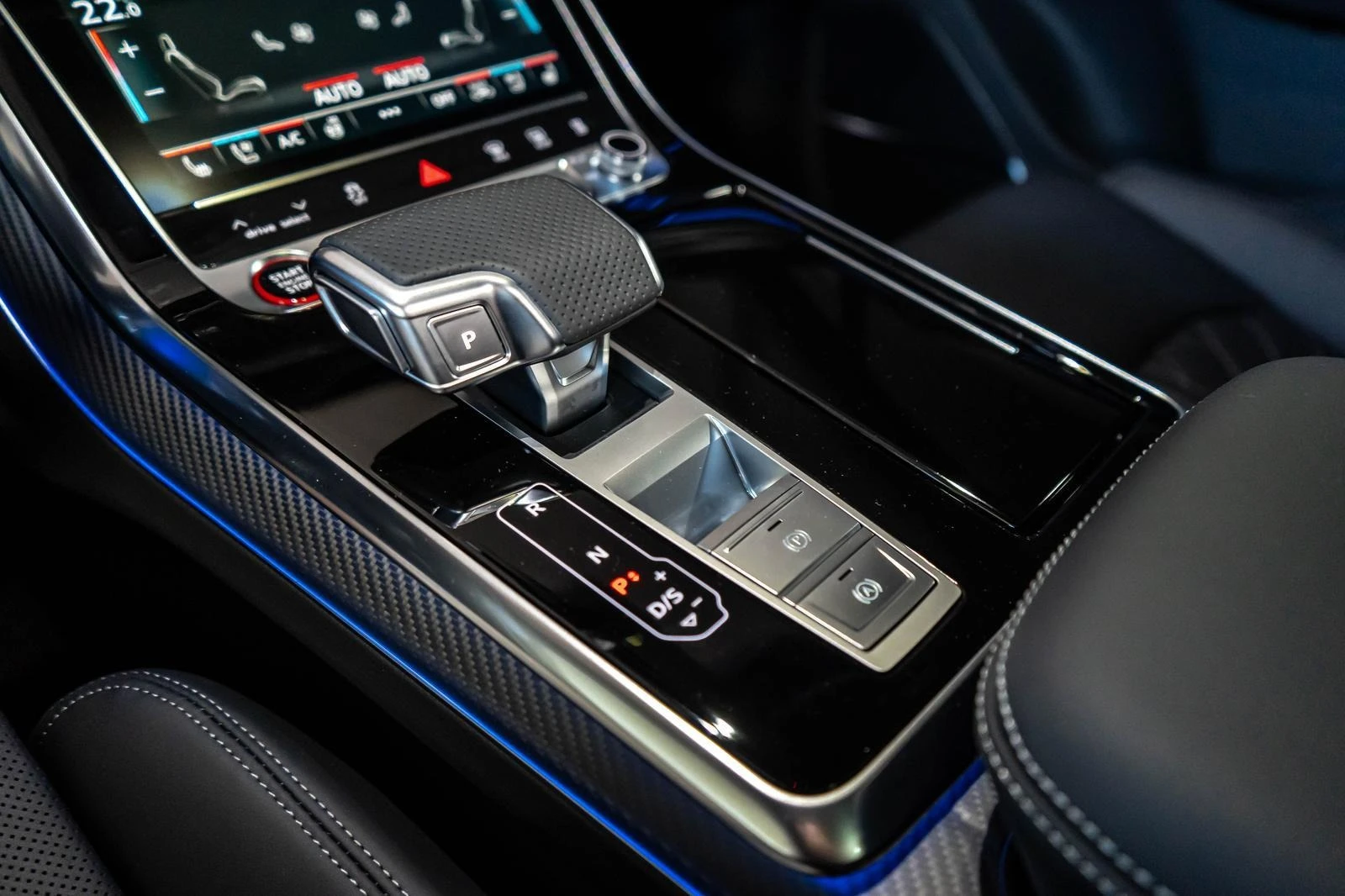 Audi SQ7 FACELIFT/ABT 650HP/CARBON/B&O/PANO/MATRIX/HEAD UP/ | Mobile.bg   13