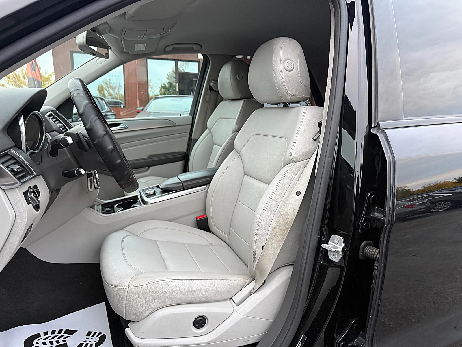 Mercedes-Benz ML 350 AMG SPORT OPTIK-LED-NAVI-KAMERA-ПОДГРЯВАНЕ-ГЕРМАНИ - изображение 9