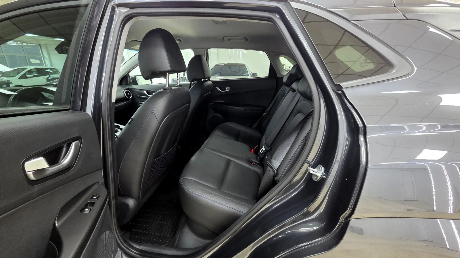 Hyundai Kona 64KW/Premium/ГАРАНЦИОНЕН - изображение 8