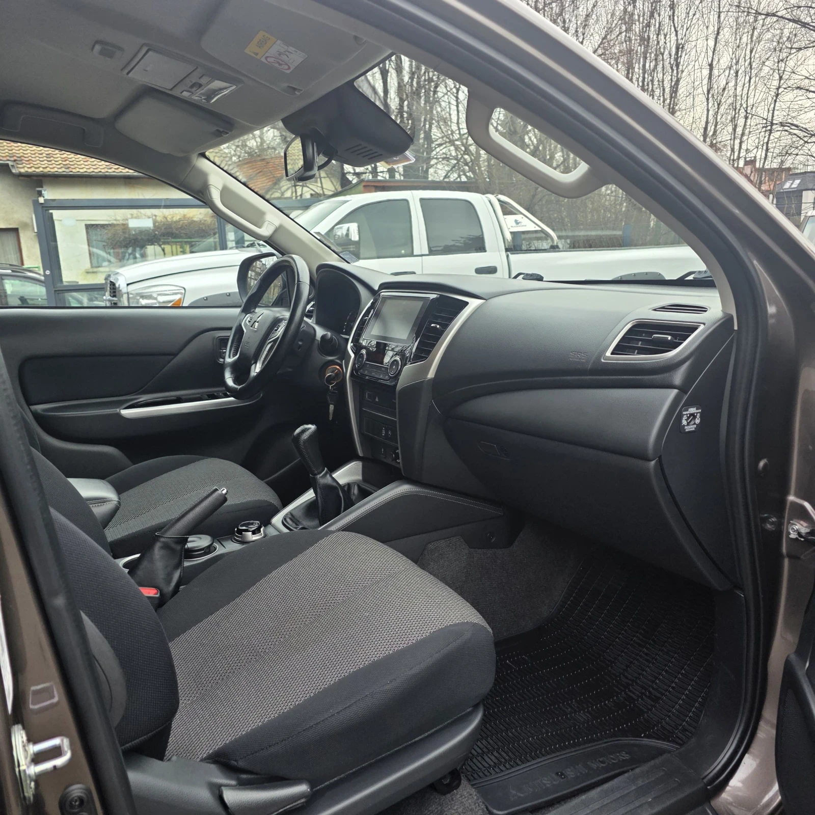 Mitsubishi L200 2.2D/HardTop/����������� | Mobile.bg � ����������� 12