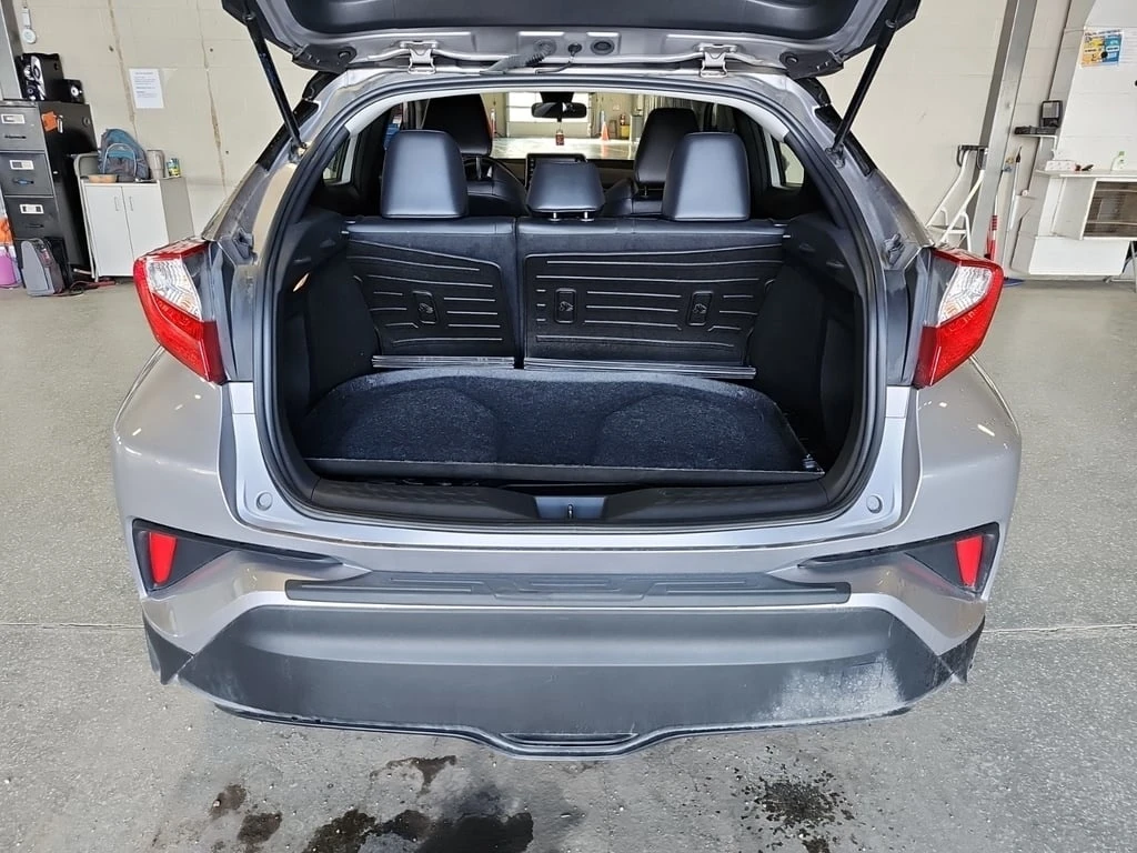 Toyota C-HR * LIMITED * 2 �����* �������* ����� ����� | Mobile.bg � ����������� 13