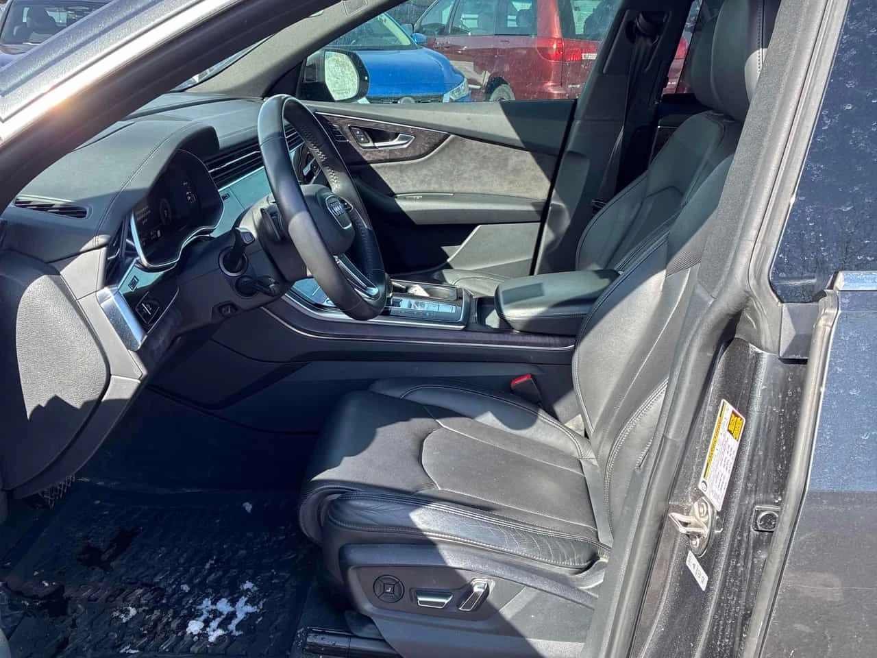 Audi Q8 * Technik * CARFAX * ЦЕНА ДО БГ, снимка 11 - Автомобили и джипове - 53749518