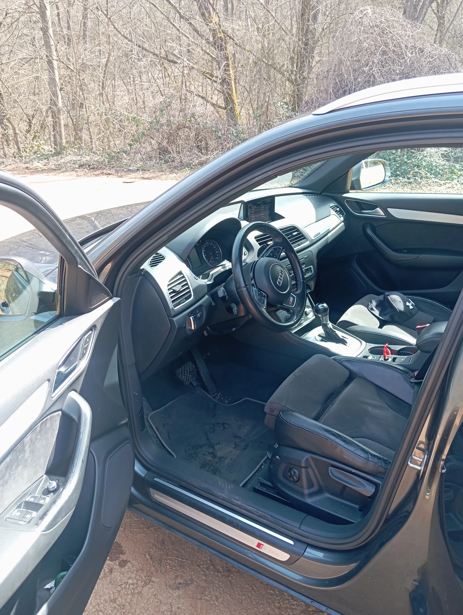 Audi Q3, снимка 13 - Автомобили и джипове - 53984071