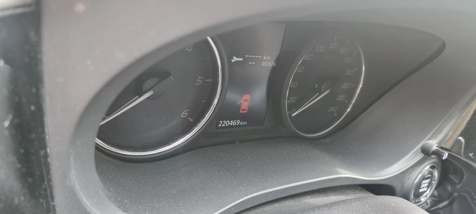 Mitsubishi Outlander, снимка 5 - Автомобили и джипове - 54005226