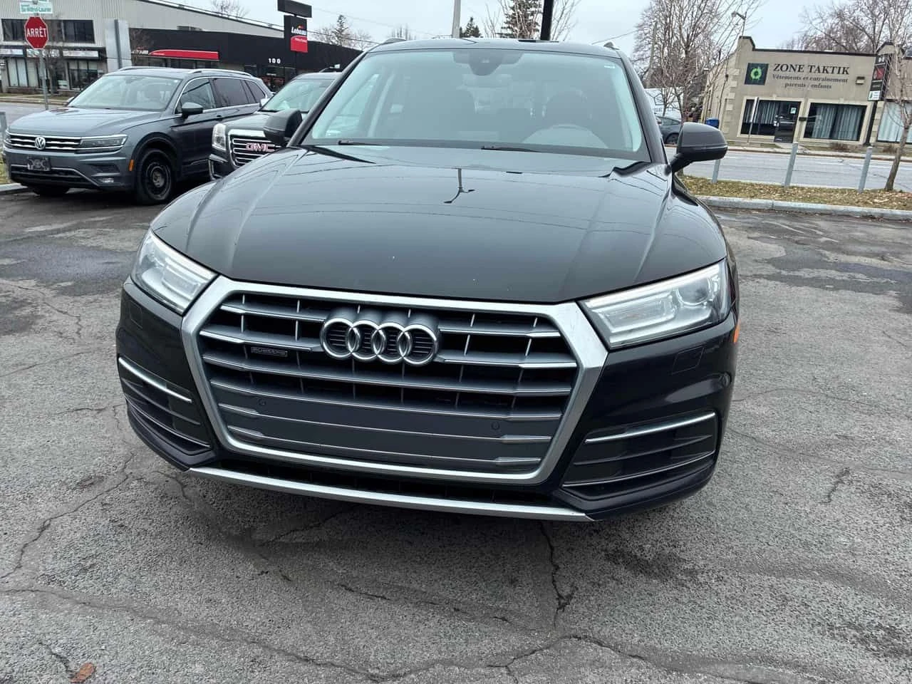 Audi Q5 * Komfort * ПОДГРЕВИ* ПАНОРАМА* KEYLESS* , снимка 6 - Автомобили и джипове - 54222261