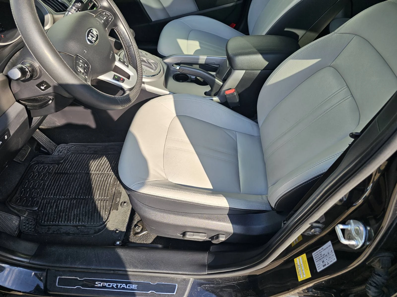 Kia Sportage 2.0 CRDI 4x4 Automat Platinum Edition , снимка 11 - Автомобили и джипове - 54783166