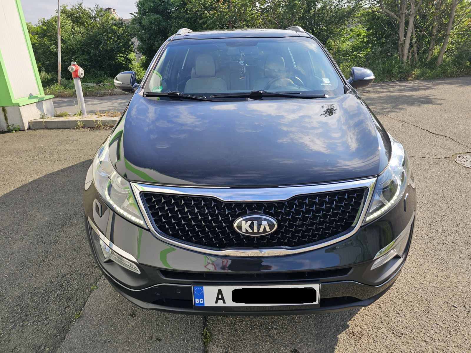Kia Sportage 2.0 CRDI 4x4 Automat Platinum Edition , снимка 2 - Автомобили и джипове - 54783166