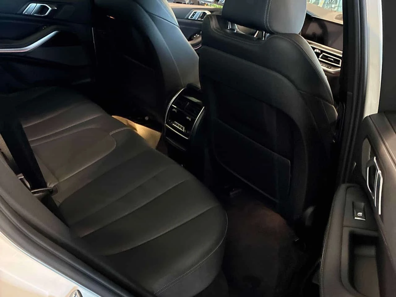 BMW X5 xDrive40i  CARFAX, снимка 14 - Автомобили и джипове - 54807437