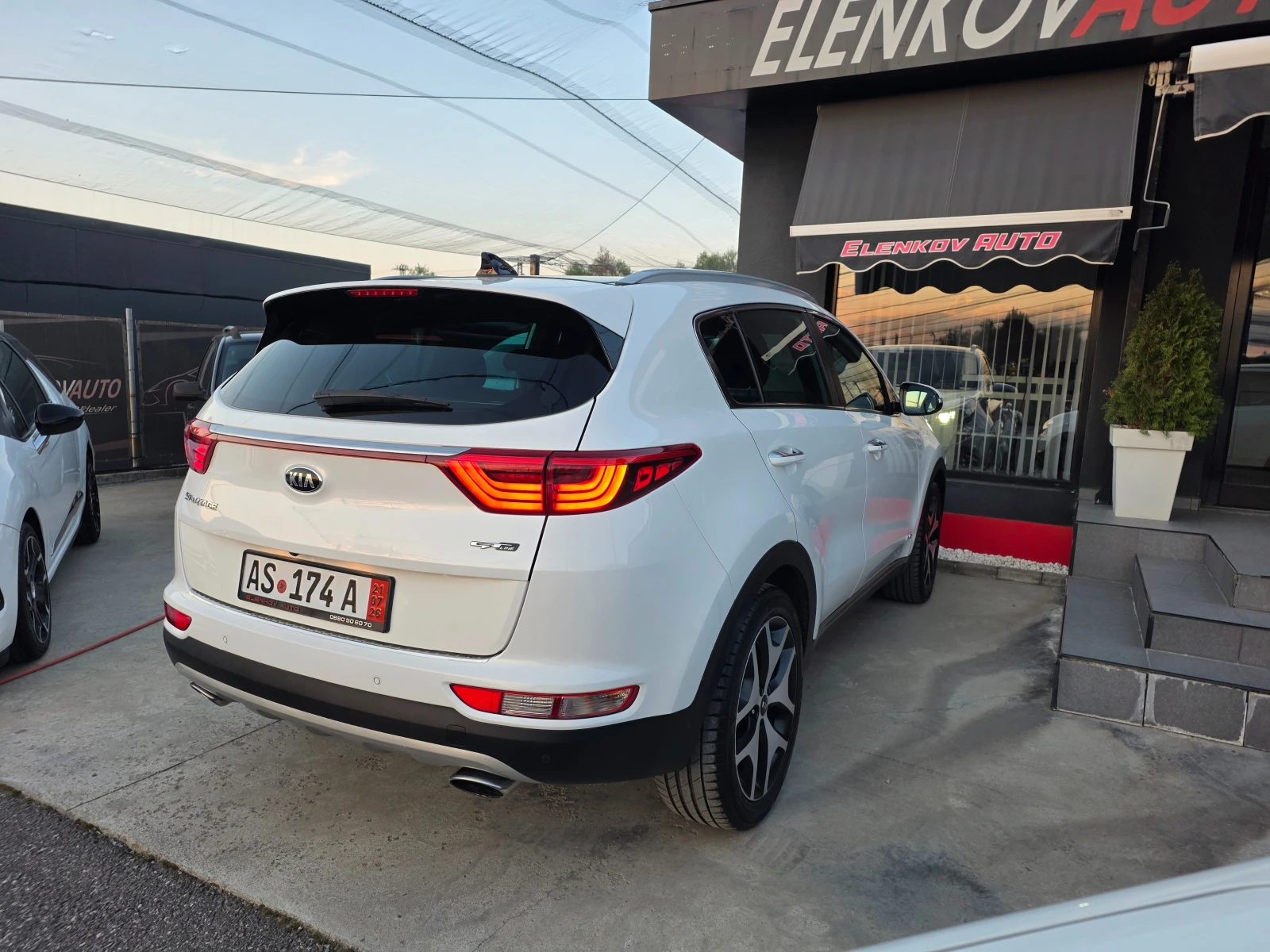 Kia Sportage УНИКАТ 106431км 1.6GDI-177к.с EURO 6-ГЕРМАНИЯ, снимка 8 - Автомобили и джипове - 55066180