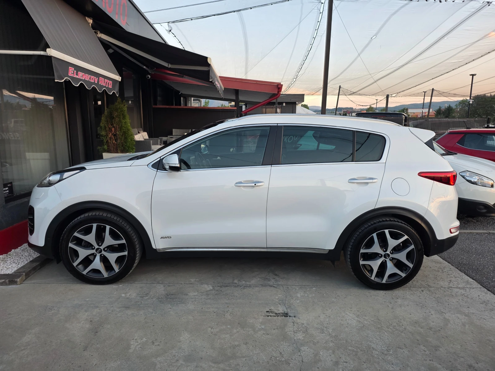 Kia Sportage УНИКАТ 106431км 1.6GDI-177к.с EURO 6-ГЕРМАНИЯ, снимка 4 - Автомобили и джипове - 55066180