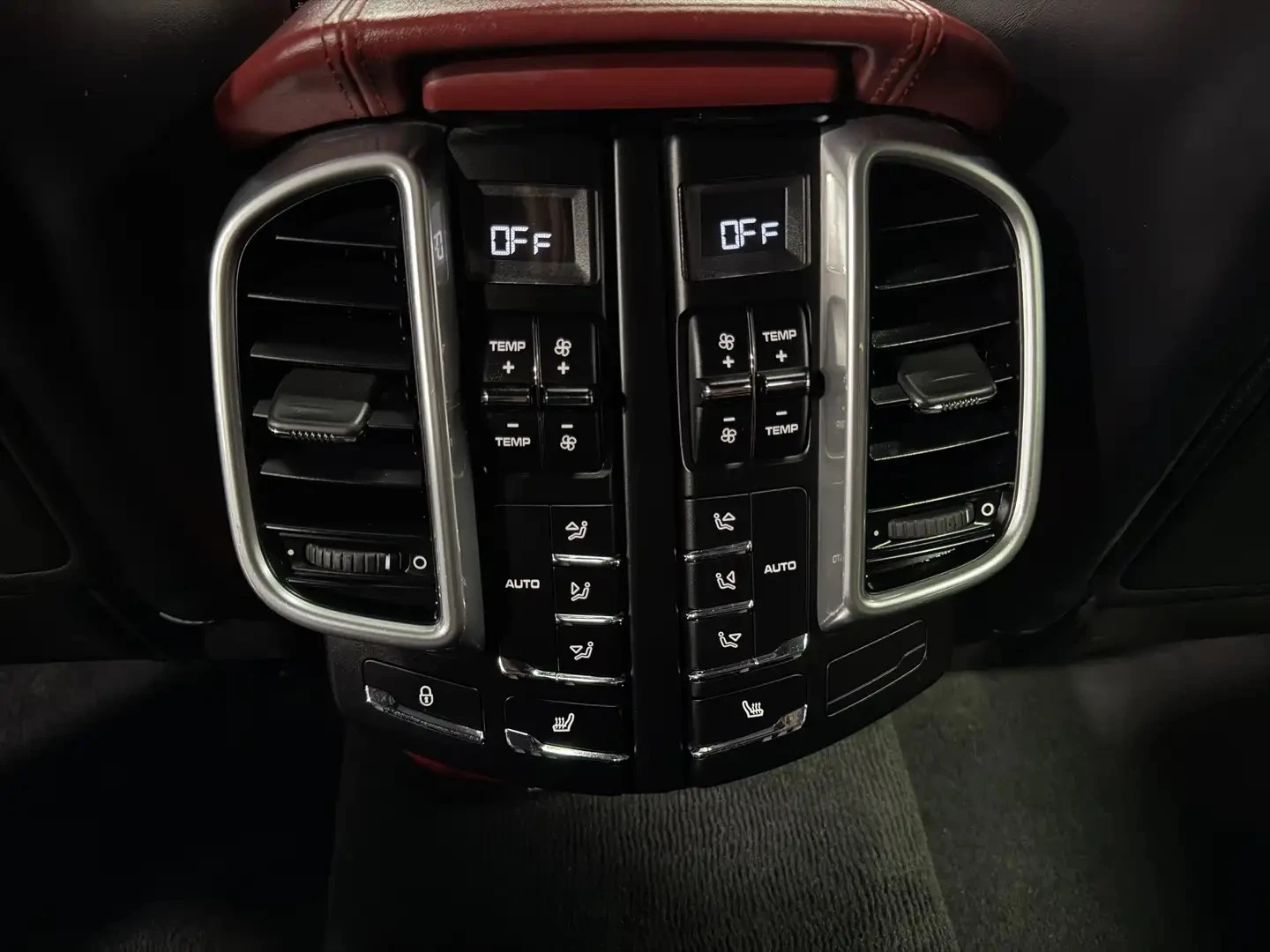 Porsche Cayenne TURBO ЦЕНА ДО БЪЛГАРИЯ РЕГИСТРАЦИЯ & АВТОКРЕДИТ, снимка 13 - Автомобили и джипове - 55476502