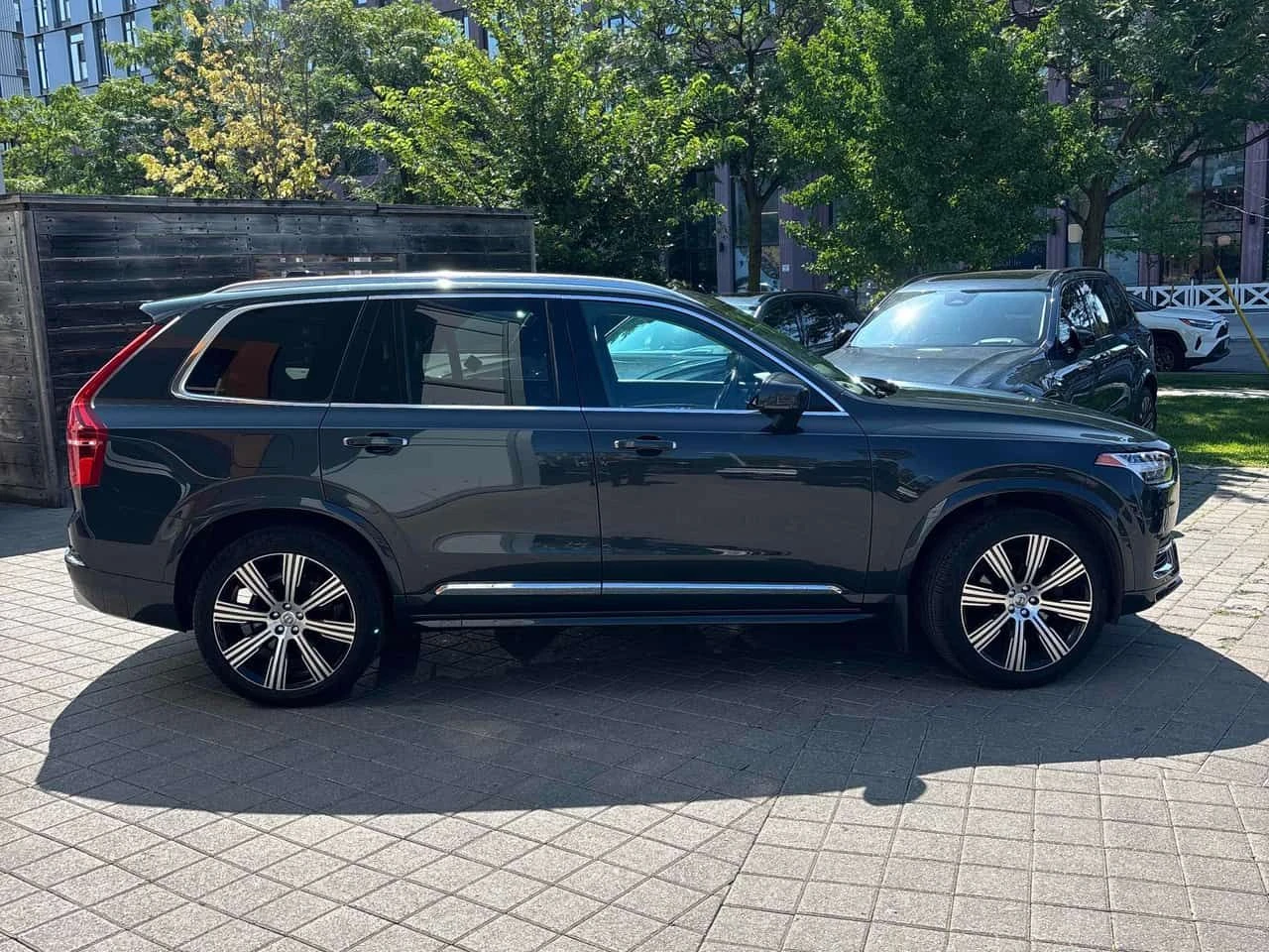 Volvo Xc90 Inscription  CARFAX, снимка 2 - Автомобили и джипове - 55477594