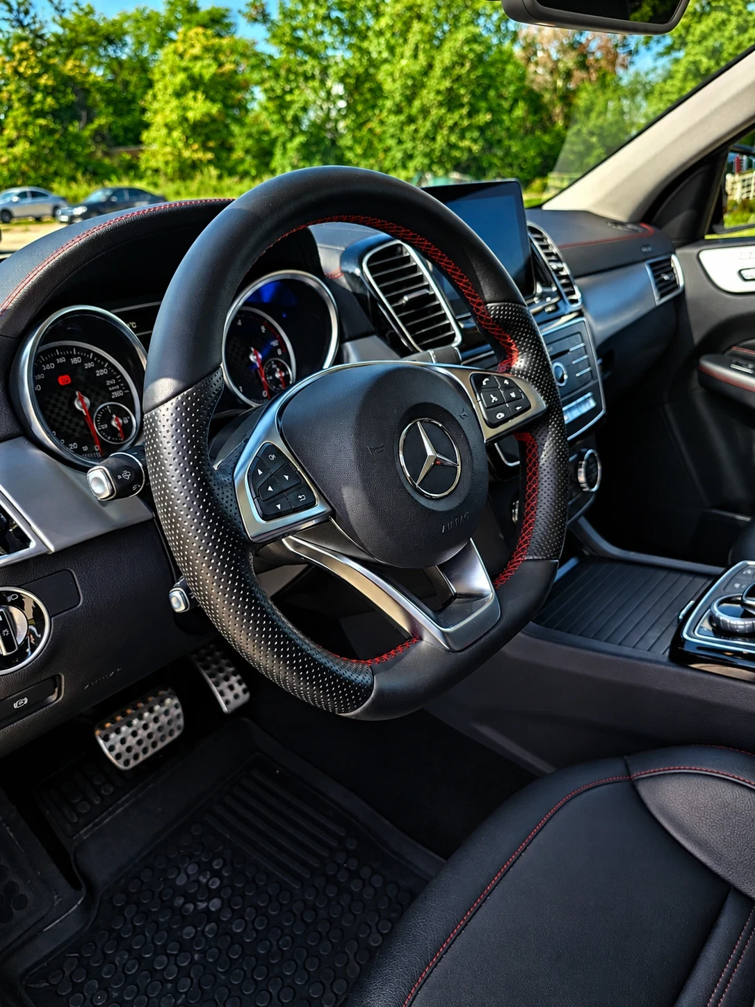 Mercedes-Benz GLE 350, снимка 13 - Автомобили и джипове - 55499588