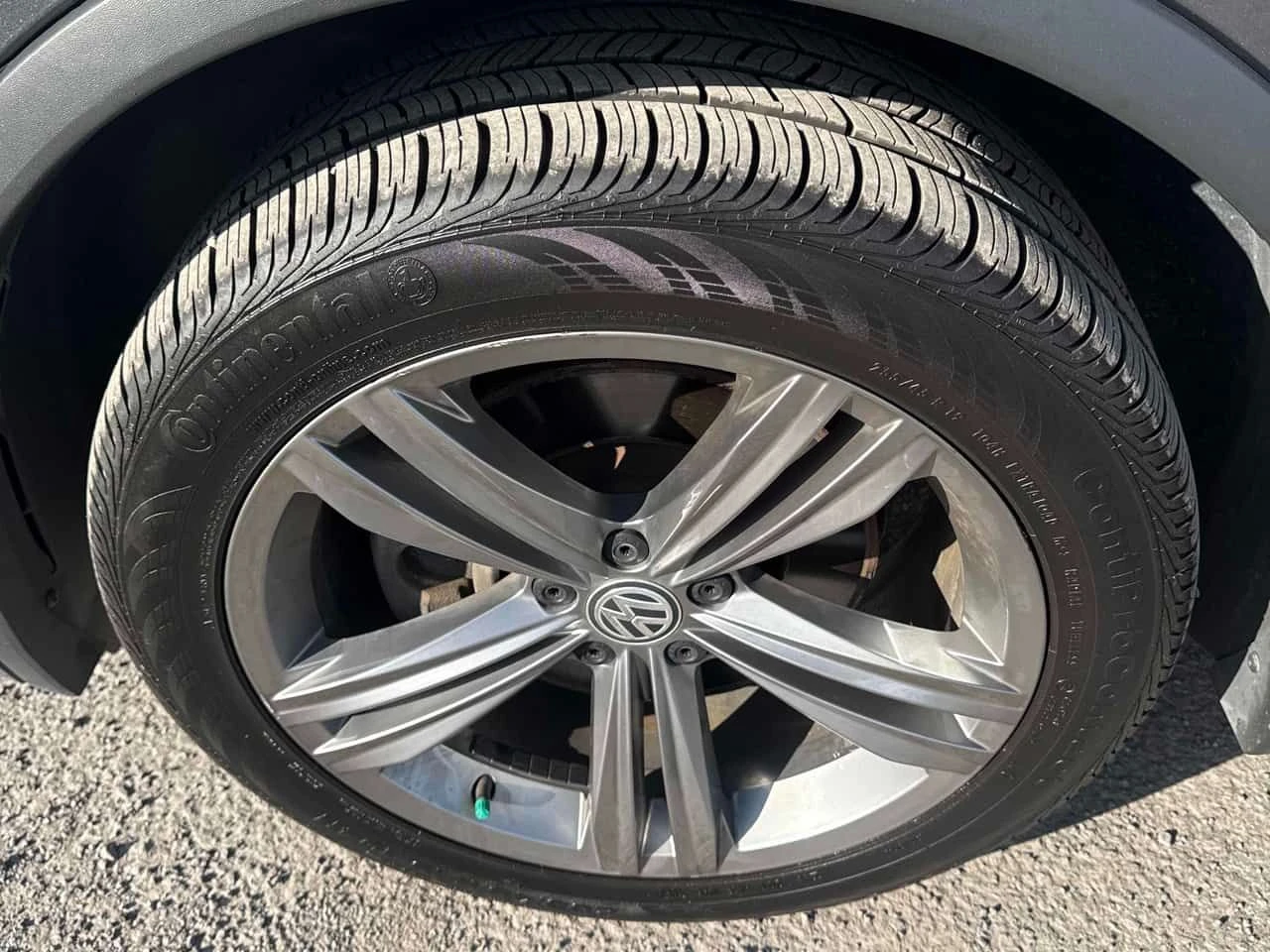 VW Tiguan * Highline * CARFAX * АВТОКРЕДИТ* , снимка 12 - Автомобили и джипове - 55695030