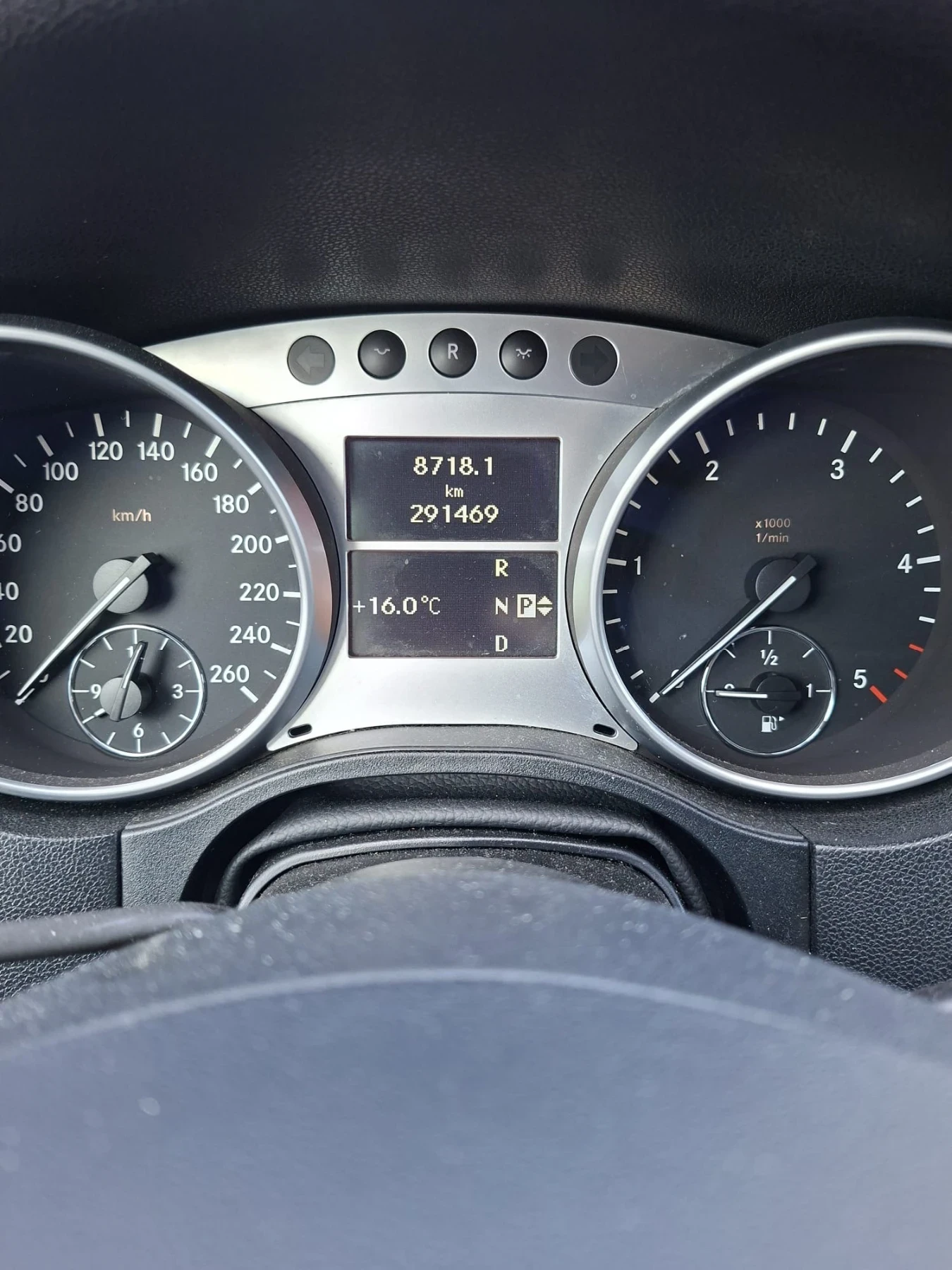 Mercedes-Benz ML 350, снимка 8 - Автомобили и джипове - 56245029
